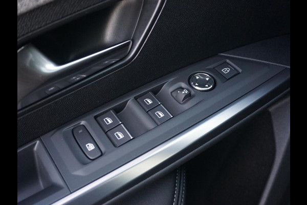 Peugeot E-5008 GT Avantage 73 kWh Panoramadak | Leder interieur