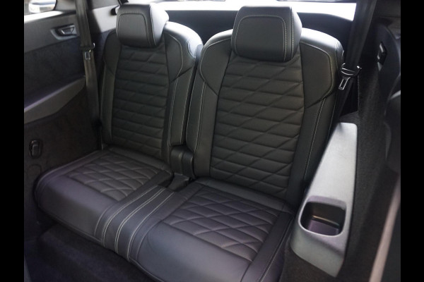 Peugeot E-5008 GT Avantage 73 kWh Panoramadak | Leder interieur