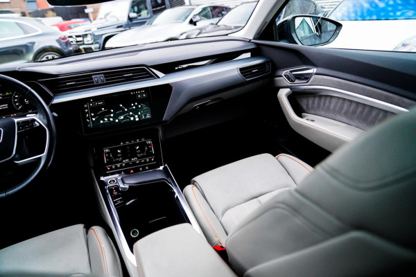 Audi e-tron Sportback 55 quattro S edition 95 kWh | Headup | Stoelverkoeling | 360/3D Camera