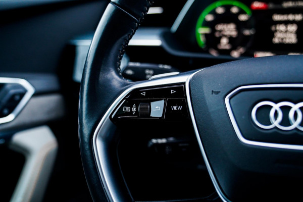 Audi e-tron Sportback 55 quattro S edition 95 kWh | Headup | Stoelverkoeling | 360/3D Camera