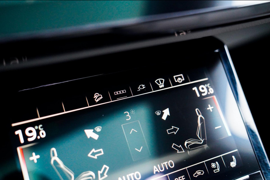 Audi e-tron Sportback 55 quattro S edition 95 kWh | Headup | Stoelverkoeling | 360/3D Camera