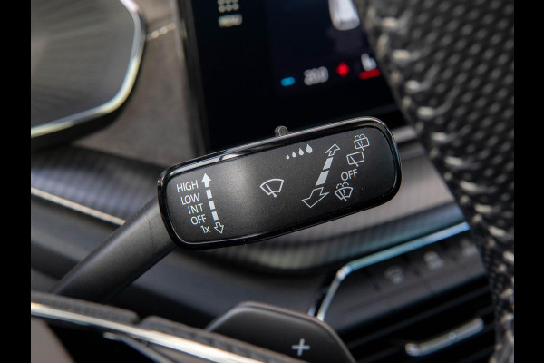 Škoda Octavia Combi 1.4 TSI RS iV PHEV Business Headup|Stoelverwarming|Pano|CANTON|Camera|ACC