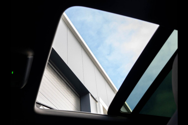 Škoda Octavia Combi 1.4 TSI RS iV PHEV Business Headup|Stoelverwarming|Pano|CANTON|Camera|ACC