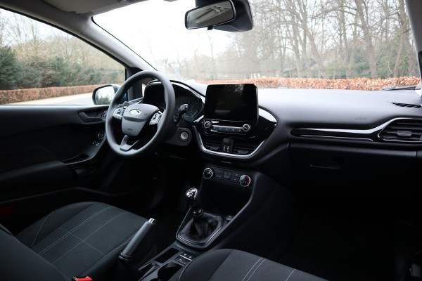 Ford Fiesta 1.0 EcoBoost Connected | Carplay | Parkeerassistent | Navi |