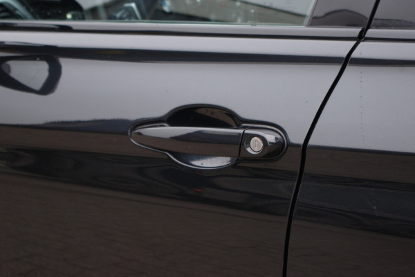 BMW 3 Serie Touring 318i Automaat M-Sport Edition, Panoramdak, LED, Sportstoelen, Leder