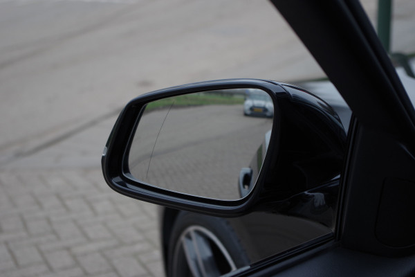 BMW 3 Serie Touring 318i Automaat M-Sport Edition, Panoramdak, LED, Sportstoelen, Leder