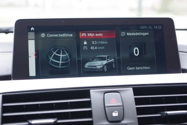 BMW 3 Serie Touring 318i Automaat M-Sport Edition, Panoramdak, LED, Sportstoelen, Leder