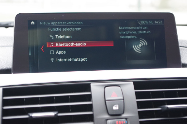 BMW 3 Serie Touring 318i Automaat M-Sport Edition, Panoramdak, LED, Sportstoelen, Leder