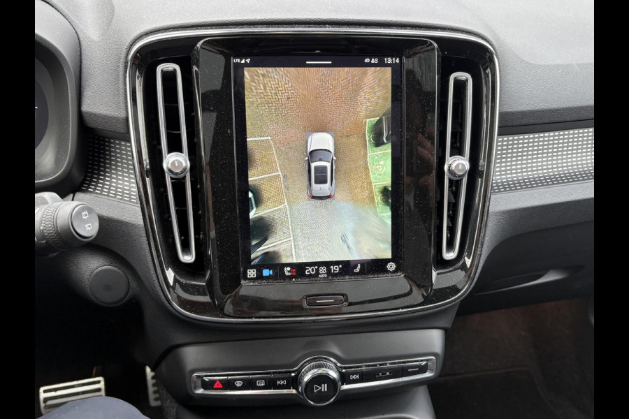 Volvo XC40 Recharge P8 AWD R-Design Two-Tone | Apple Carplay & AndroidAUTO | ACCU 89% |