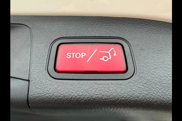 Mercedes-Benz GLA 250 e AMG Night Panorama