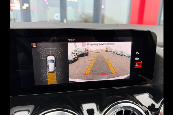 Mercedes-Benz GLA 250 e AMG Night Panorama