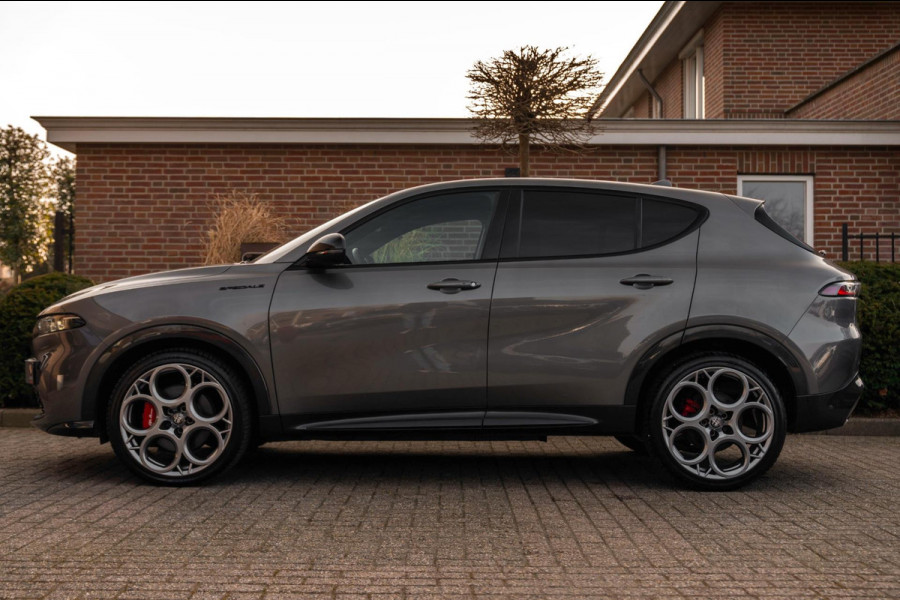 Alfa Romeo Tonale 1.5T Hybrid Edizione Speciale 131 PK Aut. Keyless Matrix LED Camera Sfeerverl. 20''