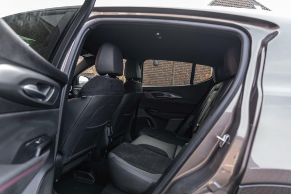 Alfa Romeo Tonale 1.5T Hybrid Edizione Speciale 131 PK Aut. Keyless Matrix LED Camera Sfeerverl. 20''