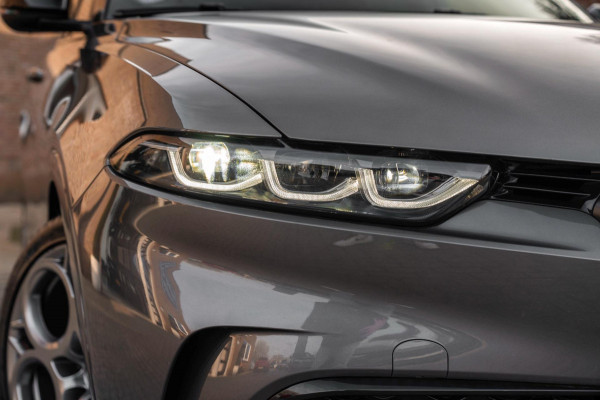 Alfa Romeo Tonale 1.5T Hybrid Edizione Speciale 131 PK Aut. Keyless Matrix LED Camera Sfeerverl. 20''