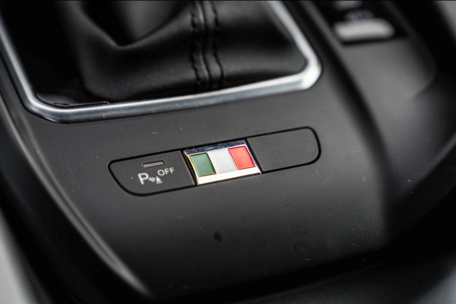 Alfa Romeo Tonale 1.5T Hybrid Edizione Speciale 131 PK Aut. Keyless Matrix LED Camera Sfeerverl. 20''