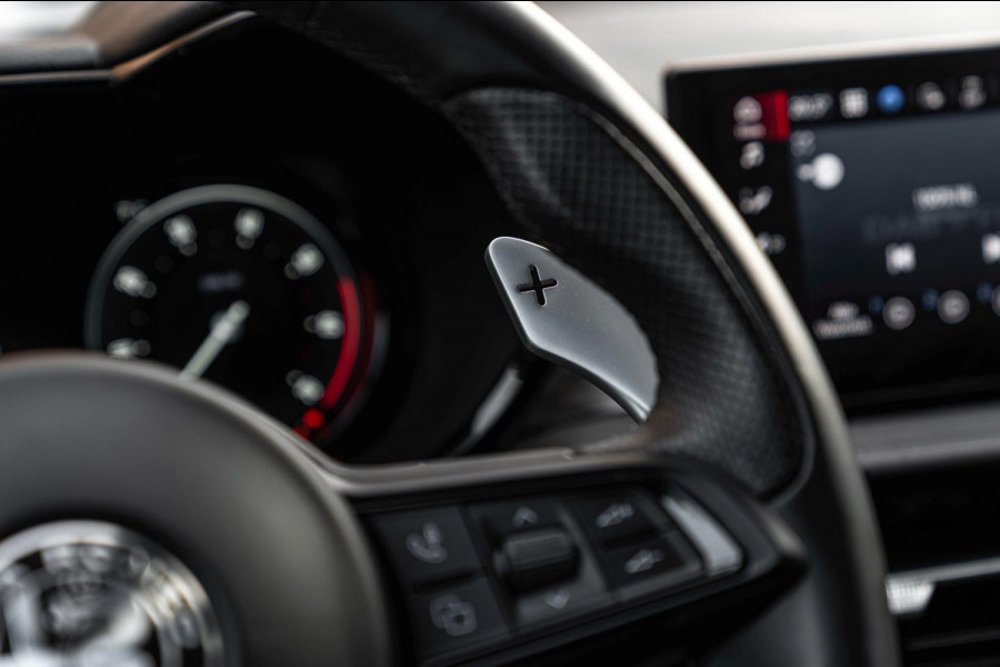 Alfa Romeo Tonale 1.5T Hybrid Edizione Speciale 131 PK Aut. Keyless Matrix LED Camera Sfeerverl. 20''