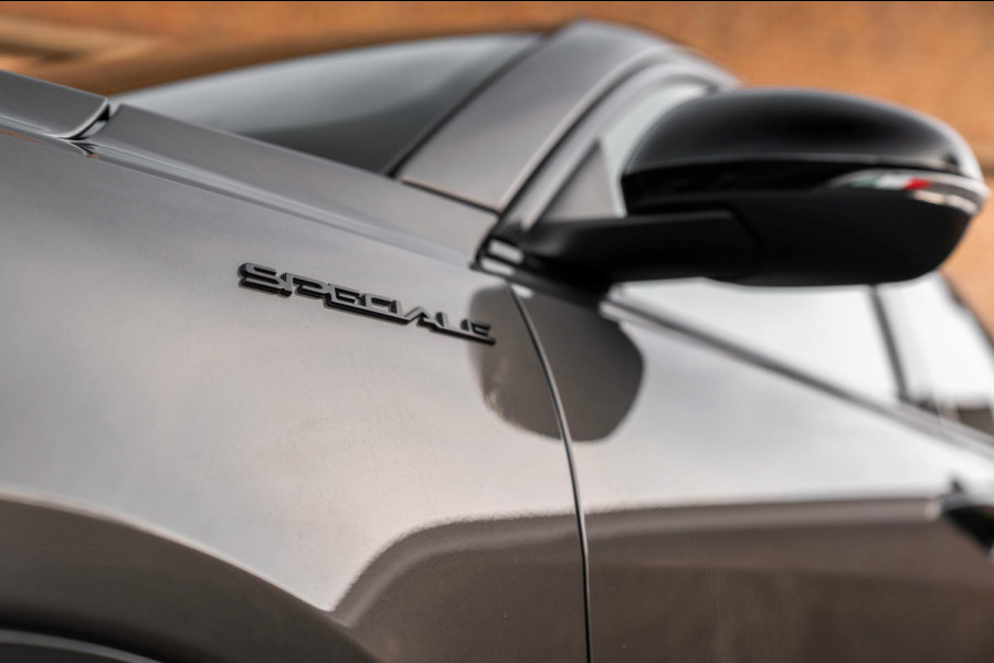 Alfa Romeo Tonale 1.5T Hybrid Edizione Speciale 131 PK Aut. Keyless Matrix LED Camera Sfeerverl. 20''