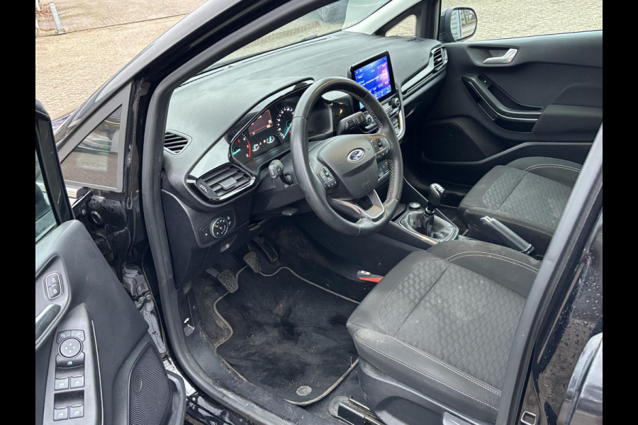 Ford Fiesta 1.0 EcoBoost Hybrid Titanium 125pk | Cruise Control | Parkeersensoren achter | Apple Carplay/Android auto | Navigatie | Climate control
