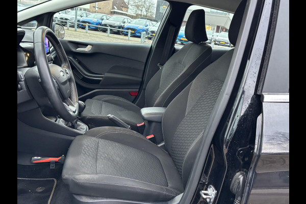 Ford Fiesta 1.0 EcoBoost Hybrid Titanium 125pk | Cruise Control | Parkeersensoren achter | Apple Carplay/Android auto | Navigatie | Climate control
