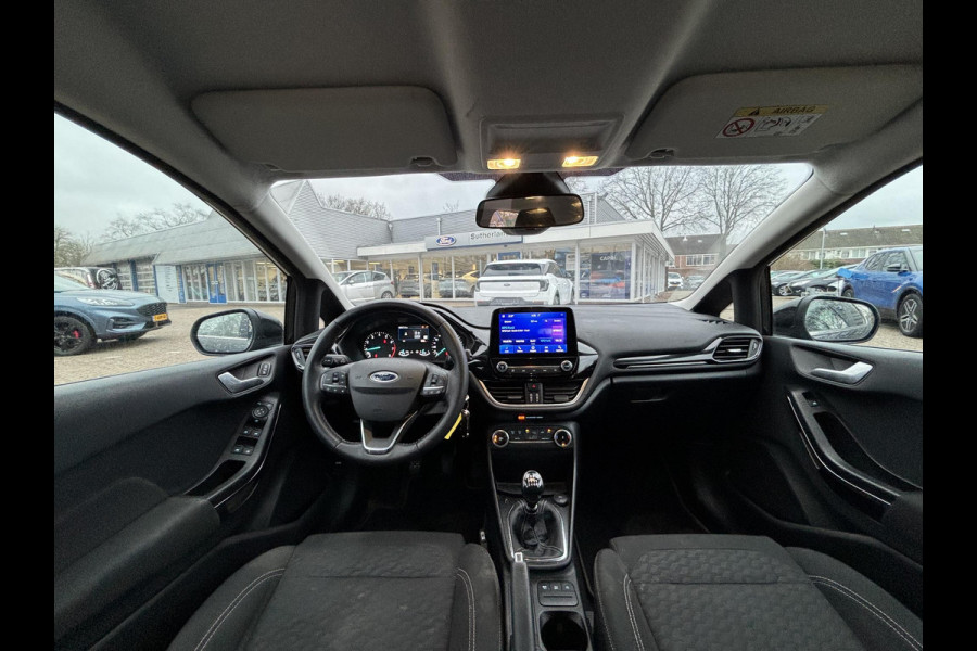 Ford Fiesta 1.0 EcoBoost Hybrid Titanium 125pk | Cruise Control | Parkeersensoren achter | Apple Carplay/Android auto | Navigatie | Climate control
