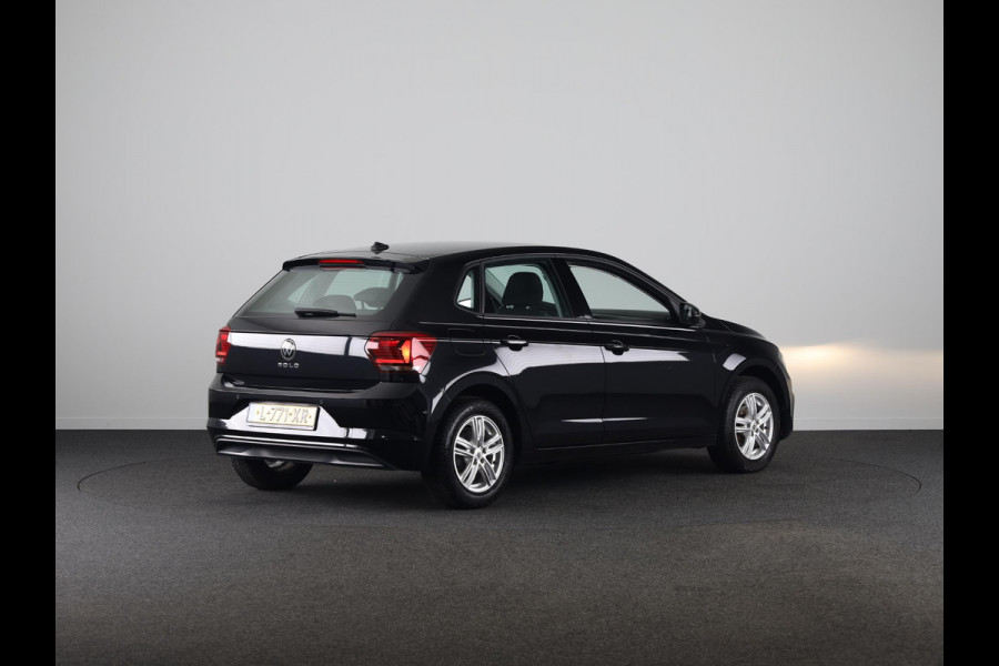 Volkswagen Polo 1.0 TSI Comfortline Business 95 pk | Navigatie | Parkeersensoren | Achteruitrijcamera | Adaptieve cruise control | Apple Carplay/Android Auto |