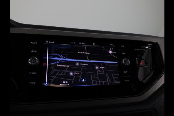 Volkswagen Polo 1.0 TSI Comfortline Business 95 pk | Navigatie | Parkeersensoren | Achteruitrijcamera | Adaptieve cruise control | Apple Carplay/Android Auto |
