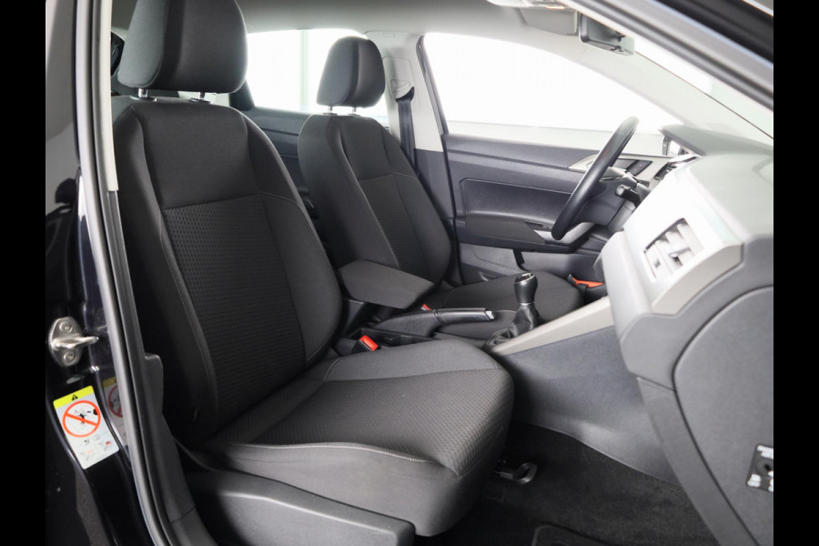 Volkswagen Polo 1.0 TSI Comfortline Business 95 pk | Navigatie | Parkeersensoren | Achteruitrijcamera | Adaptieve cruise control | Apple Carplay/Android Auto |