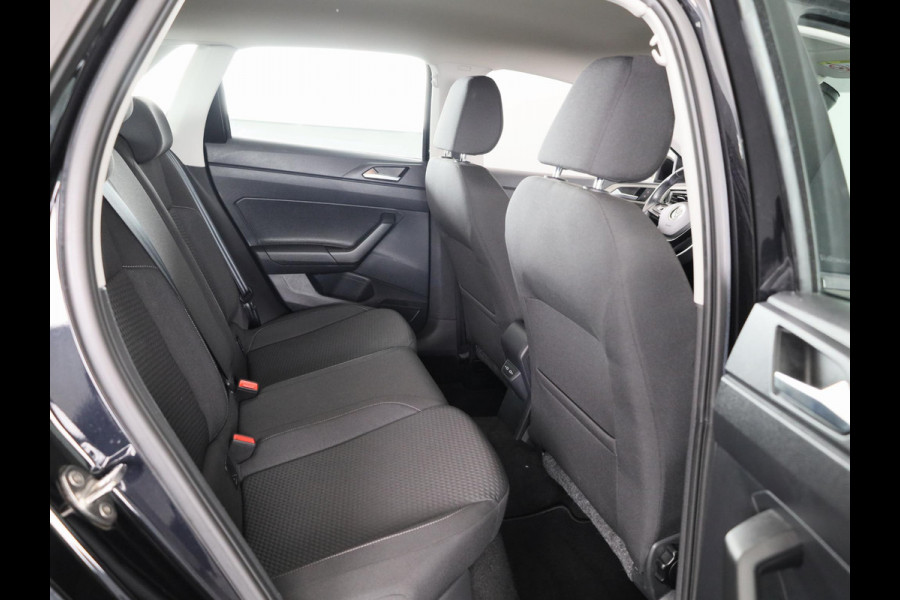 Volkswagen Polo 1.0 TSI Comfortline Business 95 pk | Navigatie | Parkeersensoren | Achteruitrijcamera | Adaptieve cruise control | Apple Carplay/Android Auto |