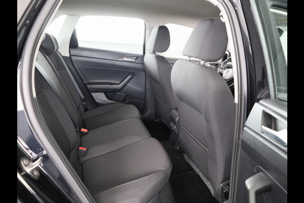 Volkswagen Polo 1.0 TSI Comfortline Business 95 pk | Navigatie | Parkeersensoren | Achteruitrijcamera | Adaptieve cruise control | Apple Carplay/Android Auto |