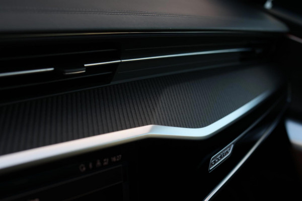 Audi RS6 TFSI Quattro *Keramisch*Carbon*Pano*Indiviual kleur*B&O*