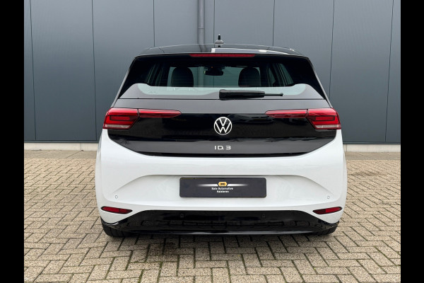 Volkswagen ID.3 First Black Edition 58 kWh * SoH 89% * Steunhaak * Navigatie * Parkeersensoren * Adaptieve Cruise *
