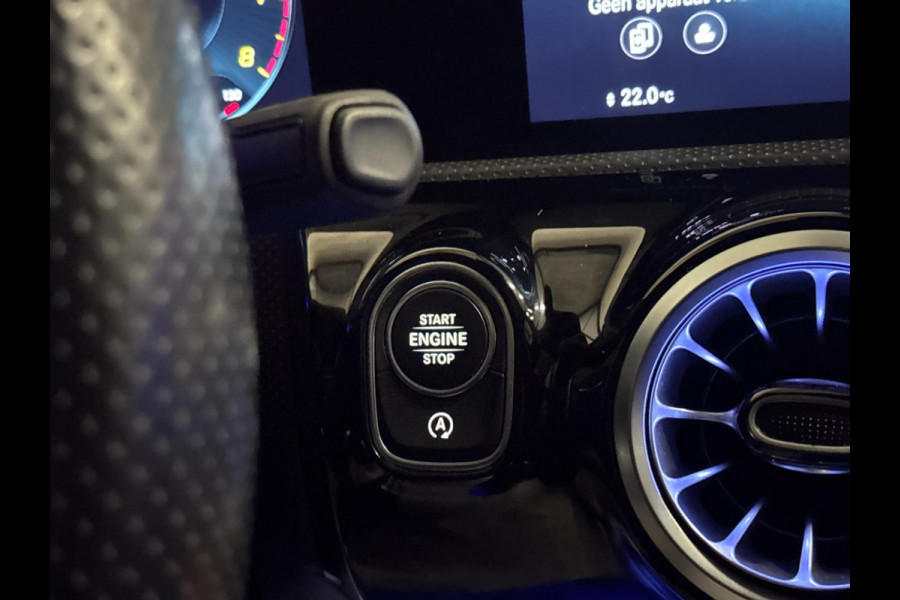 Mercedes-Benz CLA-Klasse Shooting Brake 180 AMG | NAP | PANO | CAMERA | NL AUTO