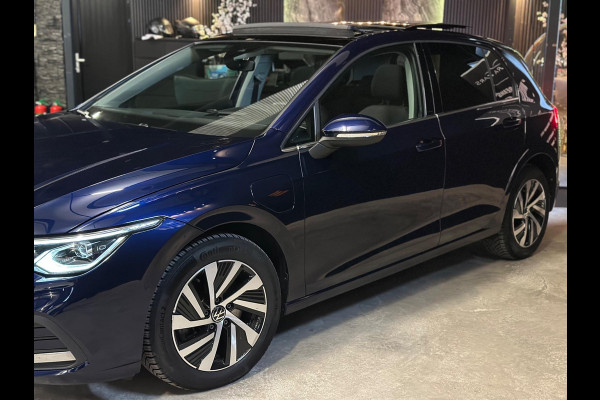 Volkswagen Golf 1.4 eHybrid|PANO|HEAD UP|MEMORY|FULL OPTIONS