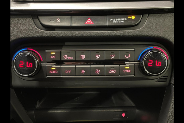 Kia Ceed 1.0 T-GDi DynamicPlusLine|120 PK|TREKHAAK|LEDER|KEYLESS|PDC|CARPLAY|ANDROID|CAMERA|CRUISE|CLIMATE|NAVIGATIEIN.BTW|1e EIG|