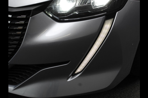 Peugeot 208 1.2 PureTech 100pk Active Pack | Navigatie | Apple Carplay/Android Auto | Parkeersensoren achter | Cruise Control | Airco | Lichtmetalen velgen