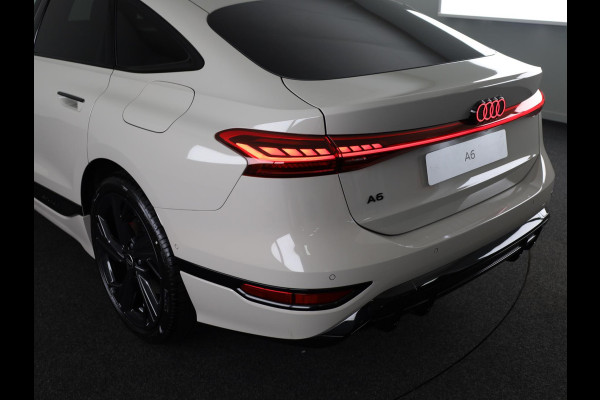 Audi A6 Sportback e-tron S edition 83 kWh | Winterpakket | Privacy glas | LM velgen 21" | Leder interieur | Remzadels rood |