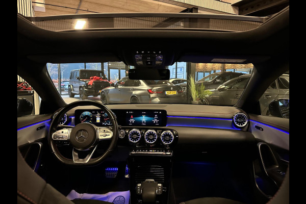 Mercedes-Benz CLA-Klasse 180 AMG|PANO|SFEER|BOMVOL!