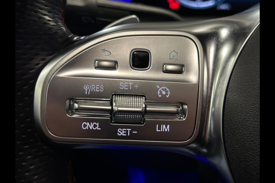 Mercedes-Benz CLA-Klasse 180 AMG|PANO|SFEER|BOMVOL!