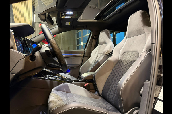 Volkswagen Golf 1.5 eTSI |3x R-LINE|VIRTUAL|PANO| IQ LIGHTS|ACC|NIGHTPAKKET|SFEERVERLICHTING|CAMERA|CARPLAY|DEALERONDERHOUDEN|VOL!