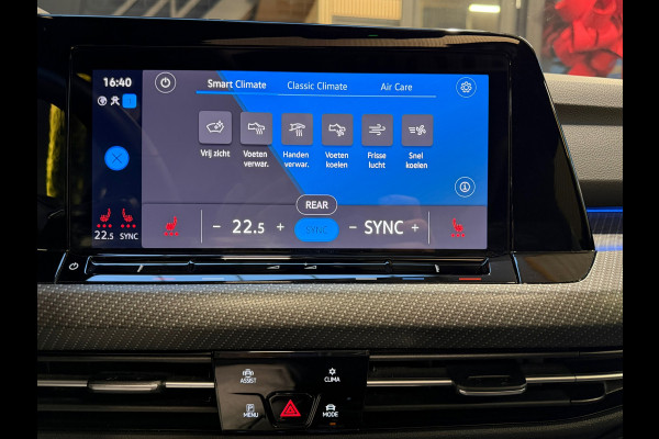 Volkswagen Golf 1.5 eTSI |3x R-LINE|VIRTUAL|PANO| IQ LIGHTS|ACC|NIGHTPAKKET|SFEERVERLICHTING|CAMERA|CARPLAY|DEALERONDERHOUDEN|VOL!