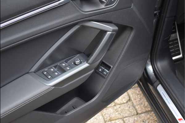 Audi Q3 Sportback 45 TFSI e S-Line 245 Pk Pano Sfeer Keyless Camera Navi Full Led 20 Inch