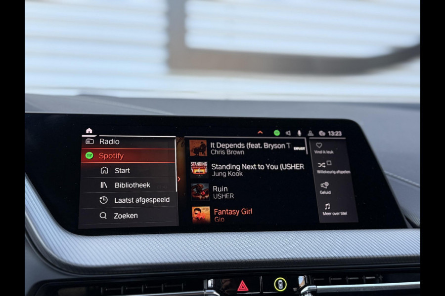 BMW 1-serie 118i High Executive Edition M-Pakket,2e Eigenaar,Navi,Leder,Stoelverwarming,PDC,N.A,P,APK tot 05-2026