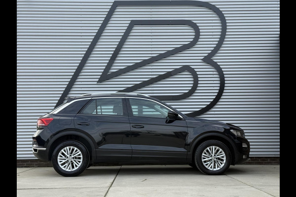 Volkswagen T-Roc 1.5 TSI Style 1e Eigenaar,Clima,Navi,Automaat,150 PK,Adap cruise,PDC V+A,Carplay,N.A.P,APK tot 08-2027