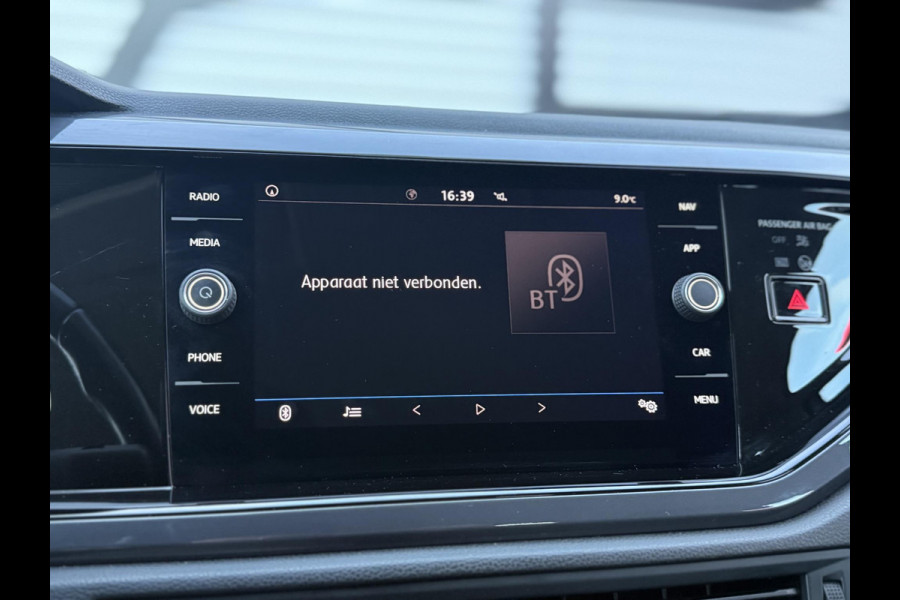 Volkswagen Polo 1.0 TSI Highline Business R 1e Eigenaar,Navi,Airco,Cruise,PDC V+A,Trekhaak,Bluetooth,Dodehoek,APK tot 08-2027