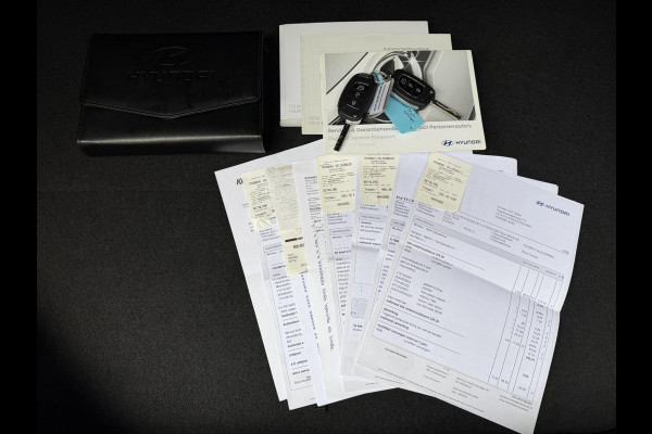 Hyundai i20 1.0 T-GDI Black Edition Navi,Camera,Airco,Cruise,PDC,Trekhaak,LM Velgen,N.A.P,101pk,Volledig Dealer Onderhouden,APK tot 01-2027