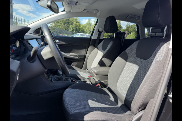 Opel Grandland X 1.2 Turbo Online Edition 1e Eigenaar,Dealer Onderhouden,Navi,Clima,Cruise,Pdc V+A,6 Bak,Lm velgen,131pk,Nieuwe Apk bij Aflevering