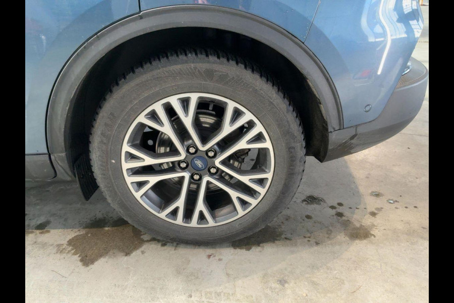 Ford Kuga 2.5 PHEV Titanium | Wegklapbare trekhaak | Adaptive cruise control | Winter Pack | Dodehoeksensoren