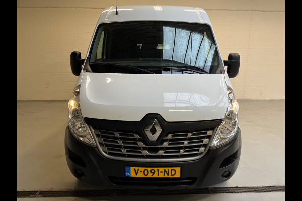 Renault Master T35 2.3 dCi 110pk euro6 L2H2 2xSchuifdeur, 3 persoons, Camera, CruiseControl, Navigatie, Trekhaak, RIJKLAARPRIJS!