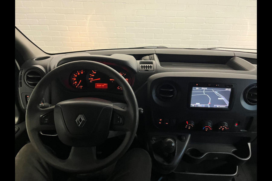 Renault Master T35 2.3 dCi 110pk euro6 L2H2 2xSchuifdeur, 3 persoons, Camera, CruiseControl, Navigatie, Trekhaak, RIJKLAARPRIJS!