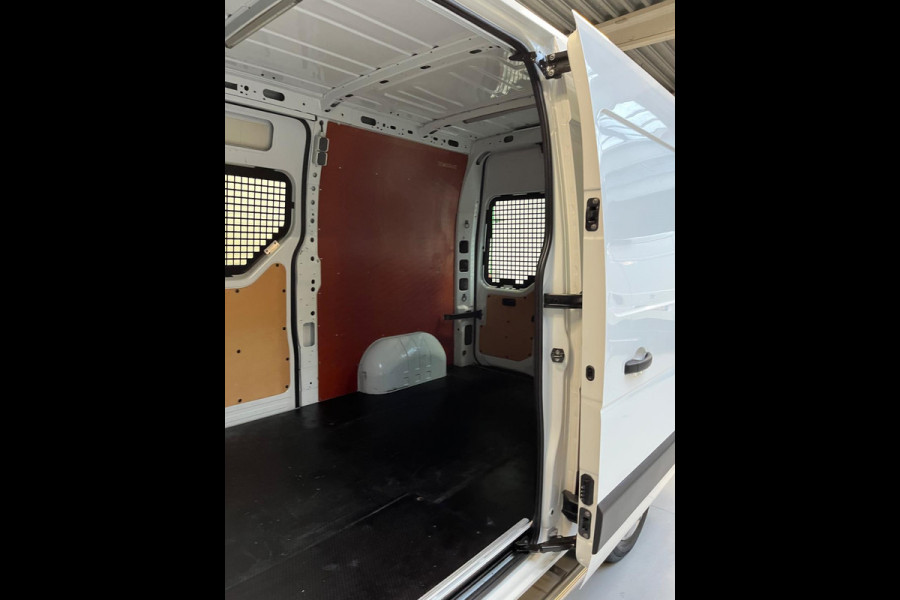 Renault Master T35 2.3 dCi 110pk euro6 L2H2 2xSchuifdeur, 3 persoons, Camera, CruiseControl, Navigatie, Trekhaak, RIJKLAARPRIJS!